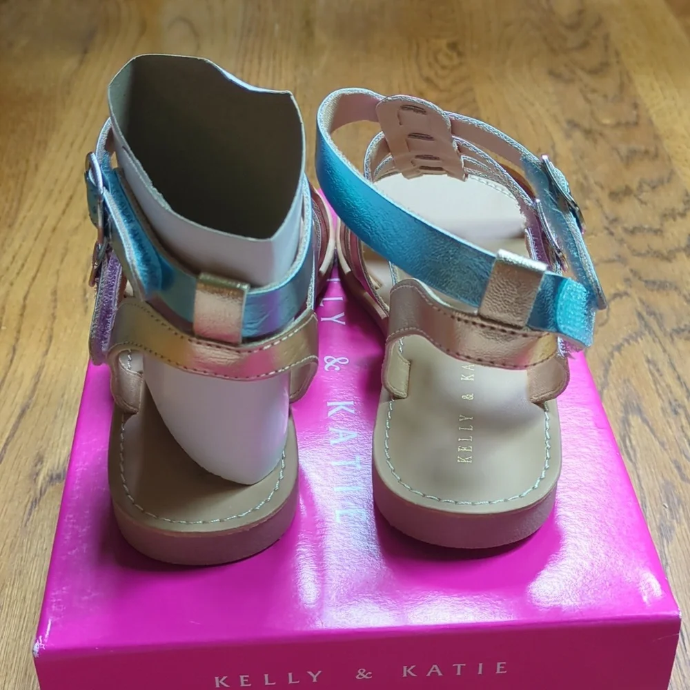 NIB Kelly & Katie Chloe Gladiator Rainbow Sandal Kids Size 2